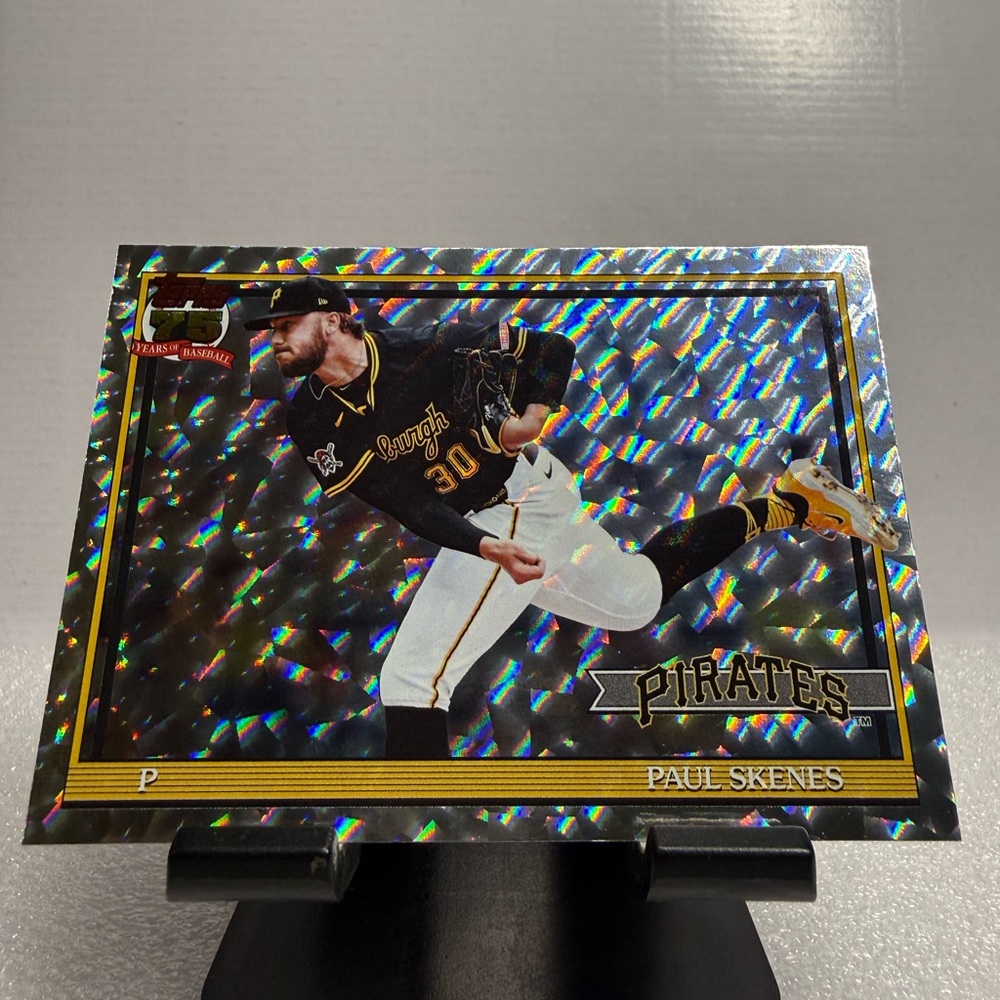 Paul Skenes 2026 Topps Series 1 Paul Skenes Silver Crackle 1991 Topps #T91-50 - Picture 4 of 7